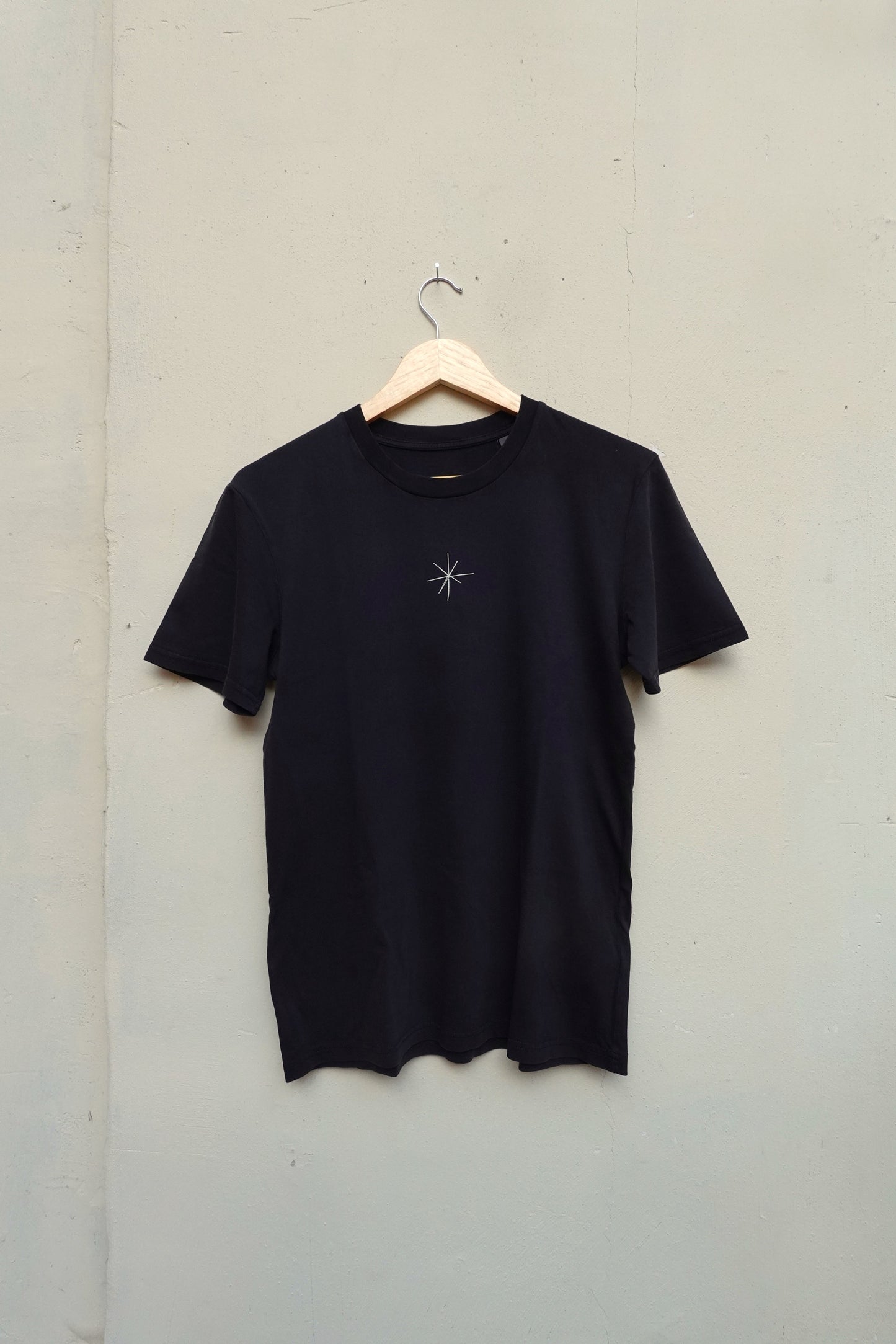T-SHIRT - WE MADE A DESIGN